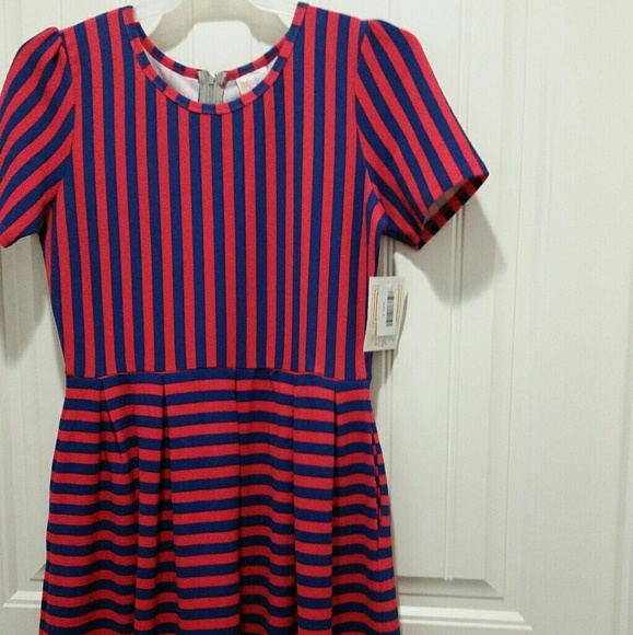 LulaRoe Amelia XL - Picture 1 of 5